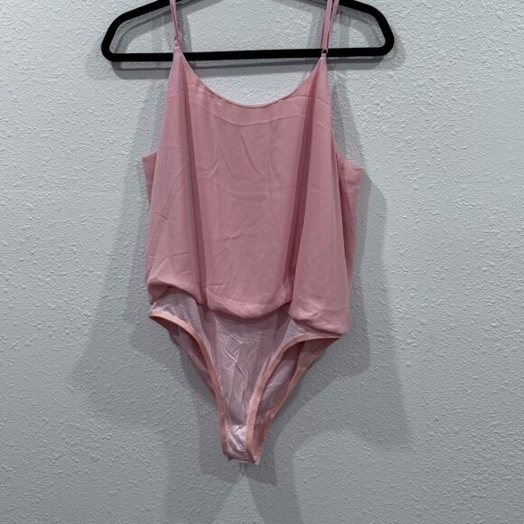 Guess bodysuit  top pink size L - Picture 8 of 8